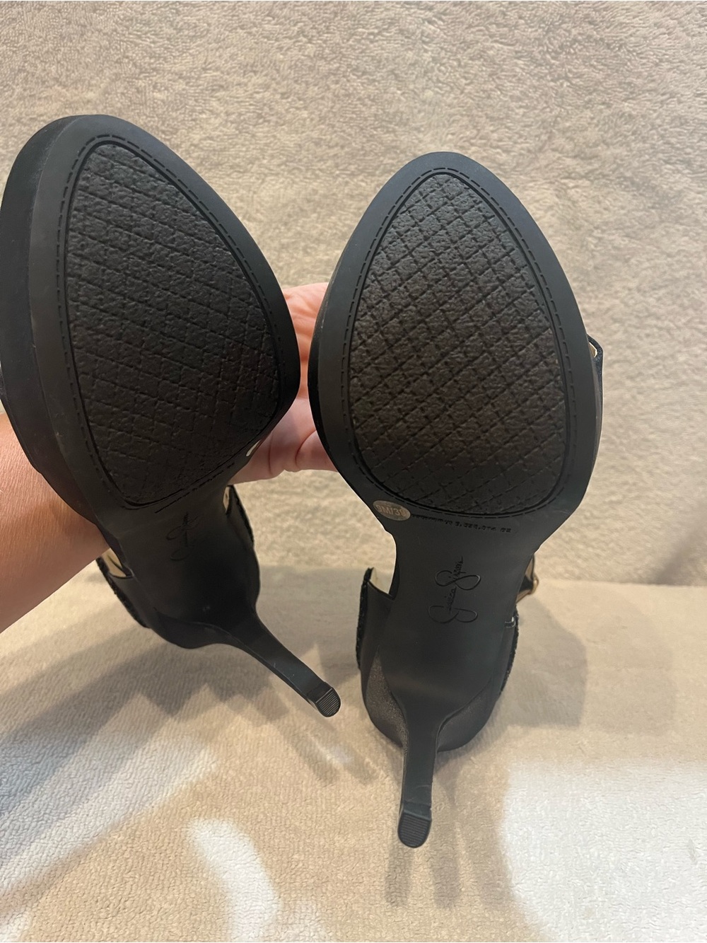 Jessica Simpson Black Glitter Cutout Platform Heels - Worn Once - Size 9 - Picture 6 of 7